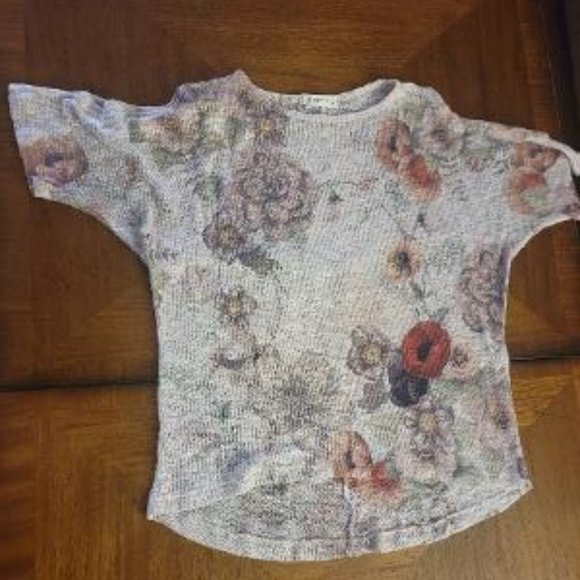Ginger G Floral Top - Picture 6 of 11